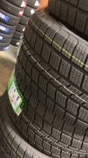 Nokian - 215/55/R20