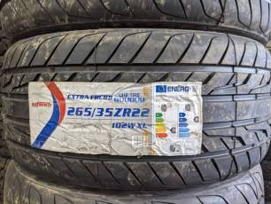 Hankook - 265/35/R22
