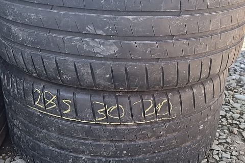 Pirelli - 295/45/R19