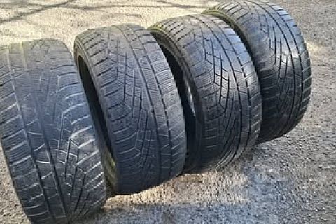 Pirelli - 245/45/R17