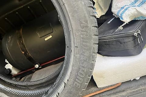 Bridgestone - 245/45/R19