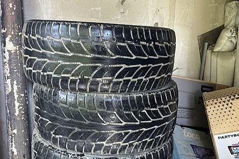 Nokian - 255/50/R20
