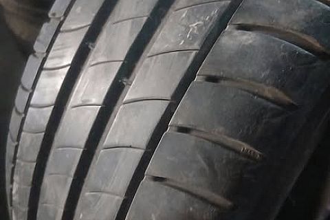 Michelin - 255/50/R18