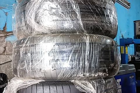 Goodyear - 255/45/R20