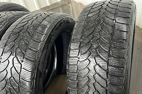 Nitto - 225/50/R17