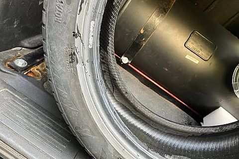 Bridgestone - 245/45/R19