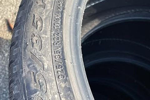 Pirelli - 325/35/R22