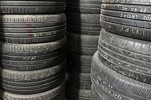 Falken - 235/55/R19