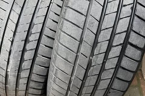 Bridgestone - 225/55/R18
