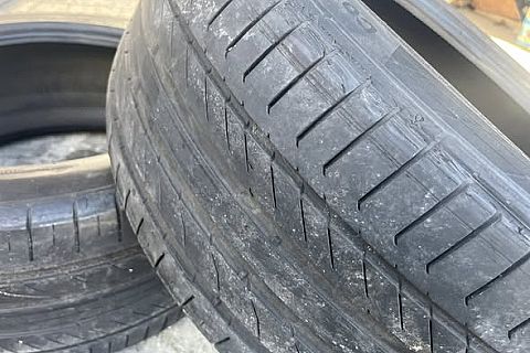 Firestone - 255/45/R18