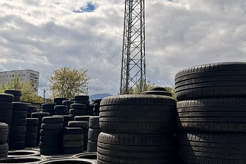 General Tire - 245/55/R19