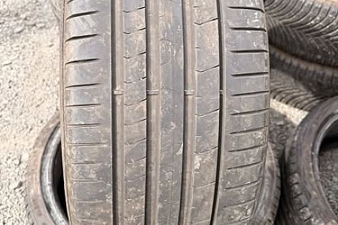 Pirelli - 255/35/R21