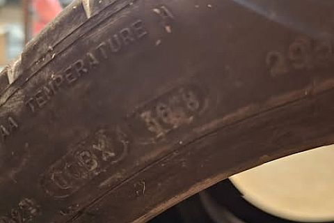 Michelin - 295/35/R21