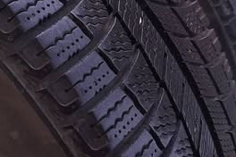Falken - 225/55/R17