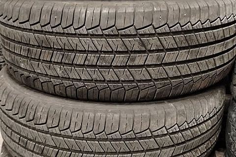 Maxxis - 225/60/R17