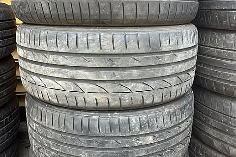 Bridgestone - 235/40/R19