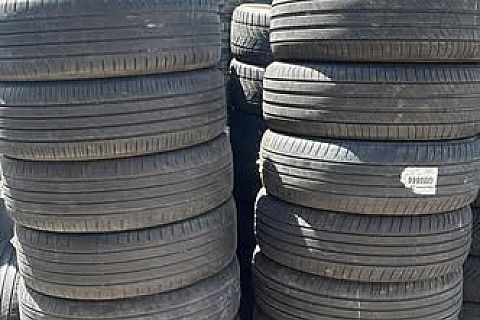 Kumho - 215/60/R17