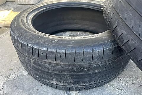Kumho - 255/45/R18