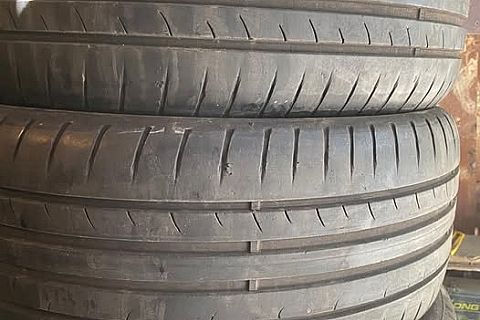 Yokohama - 225/45/R17
