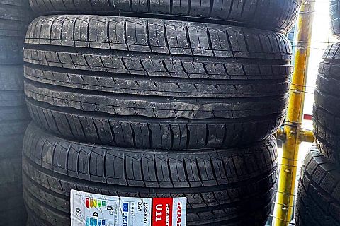 Roadx - 235/50/R17