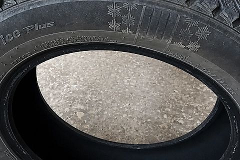 Nexen - 215/60/R17
