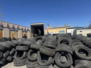 Kumho - 275/80/R21